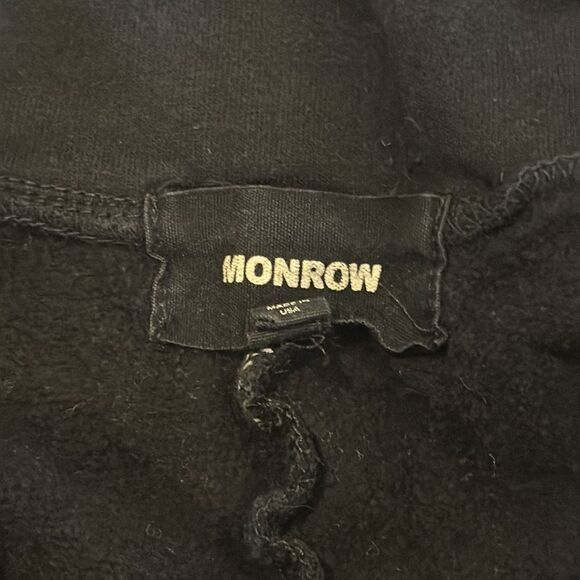 Monrow Women’s Black Joggers with White Embroidered Stars on Side of Leg - Picture 4 of 7